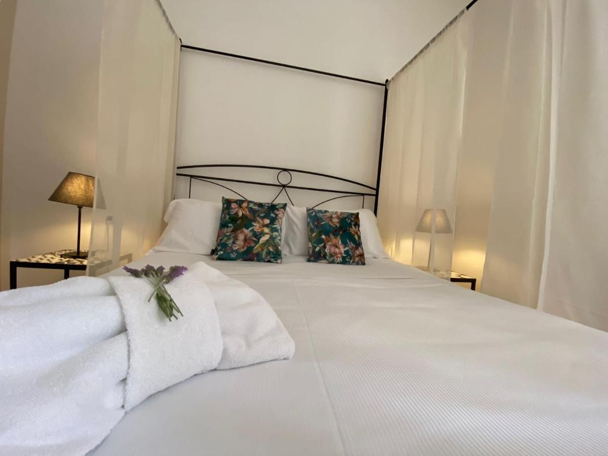 Trigona Garden Suite Noto Eksteriør bilde