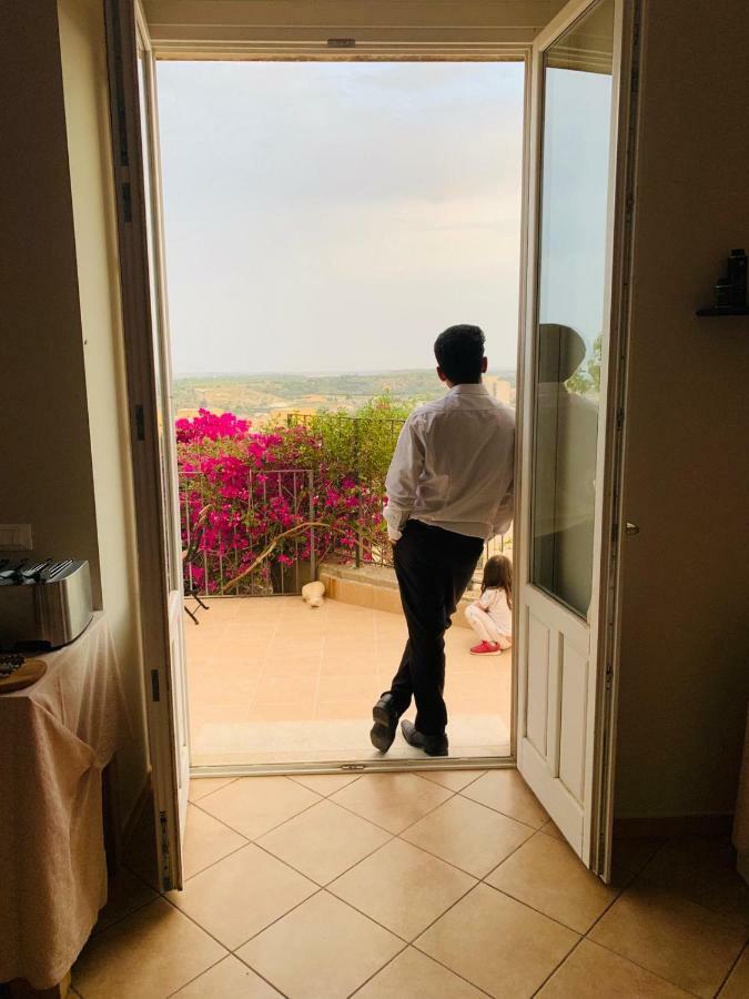 Trigona Garden Suite Noto Eksteriør bilde