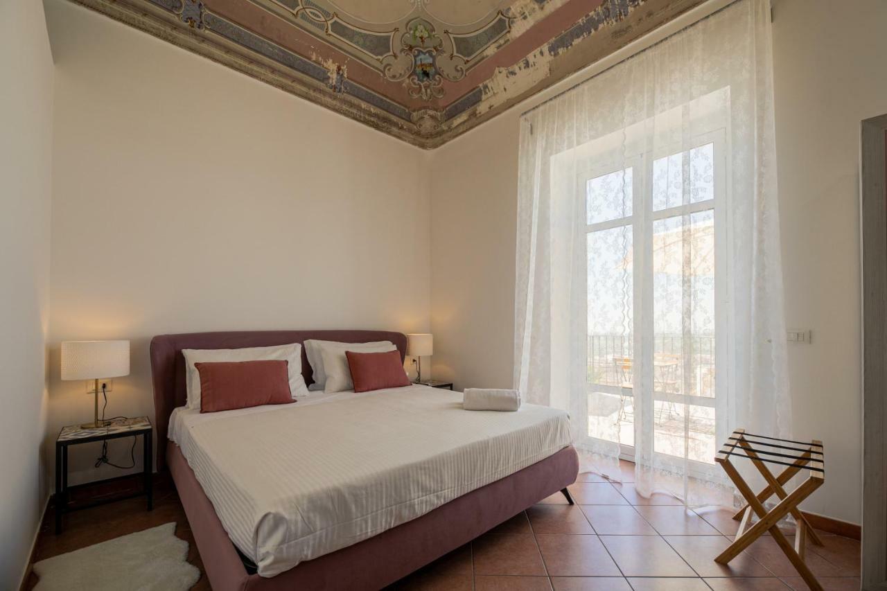 Trigona Garden Suite Noto Eksteriør bilde