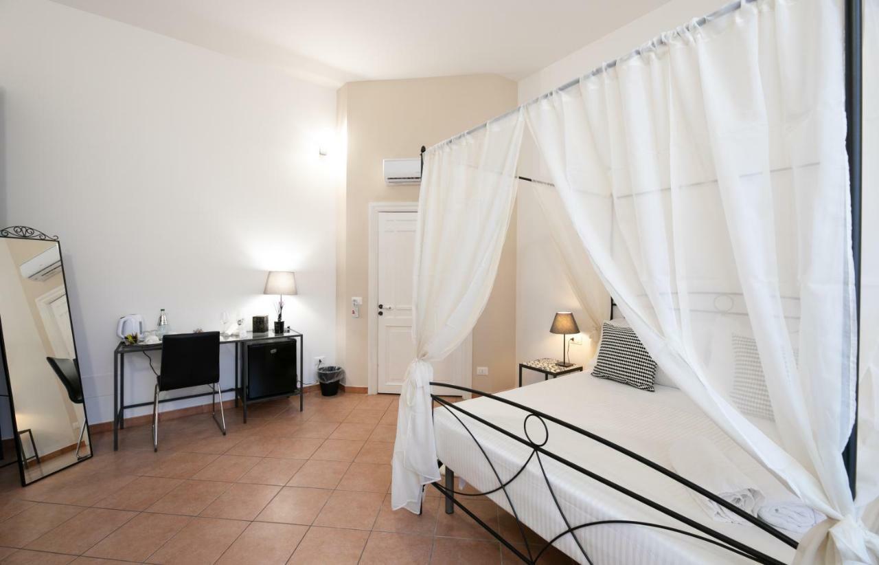 Trigona Garden Suite Noto Eksteriør bilde