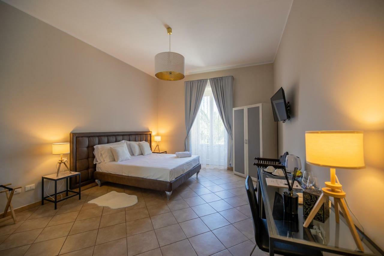 Trigona Garden Suite Noto Eksteriør bilde